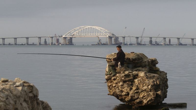 Chceme odstřelit most mezi Ruskem a Krymem, potvrdil ukrajinský generál